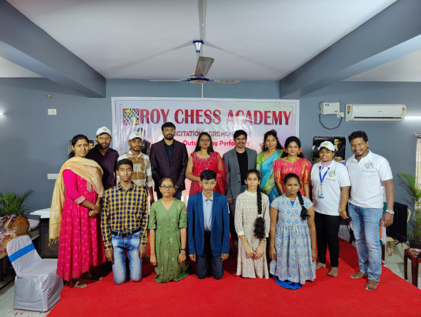 roy-chess-academy-big-1